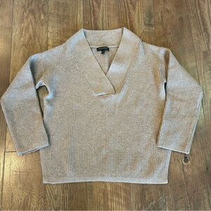 Banana Republic V-Neck Sweater Italian Wool Cashmere Blend Tan Small
